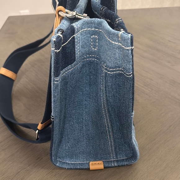 Marc Jacobs Blue Tote Bag with Structured Design - Picture 6 of 13